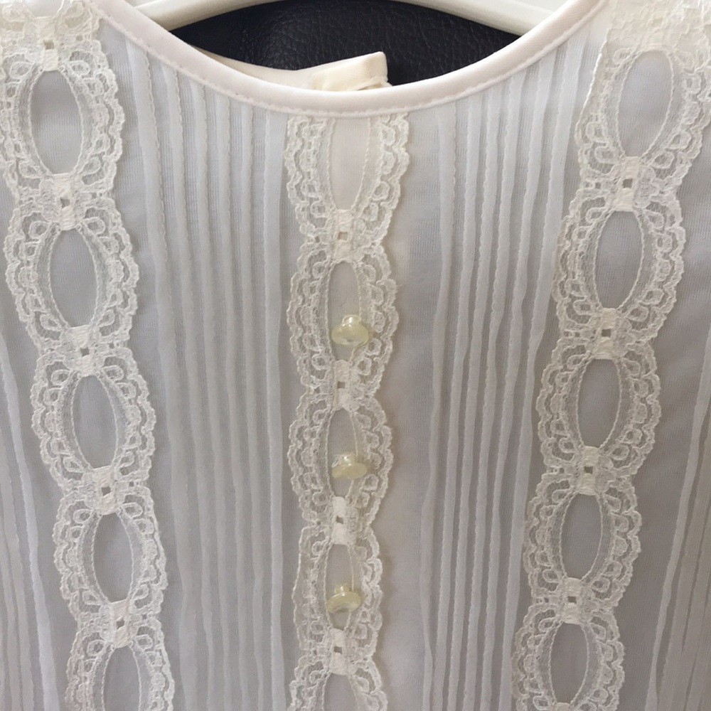 Vintage French Lace Blouse - Picture 2 of 4